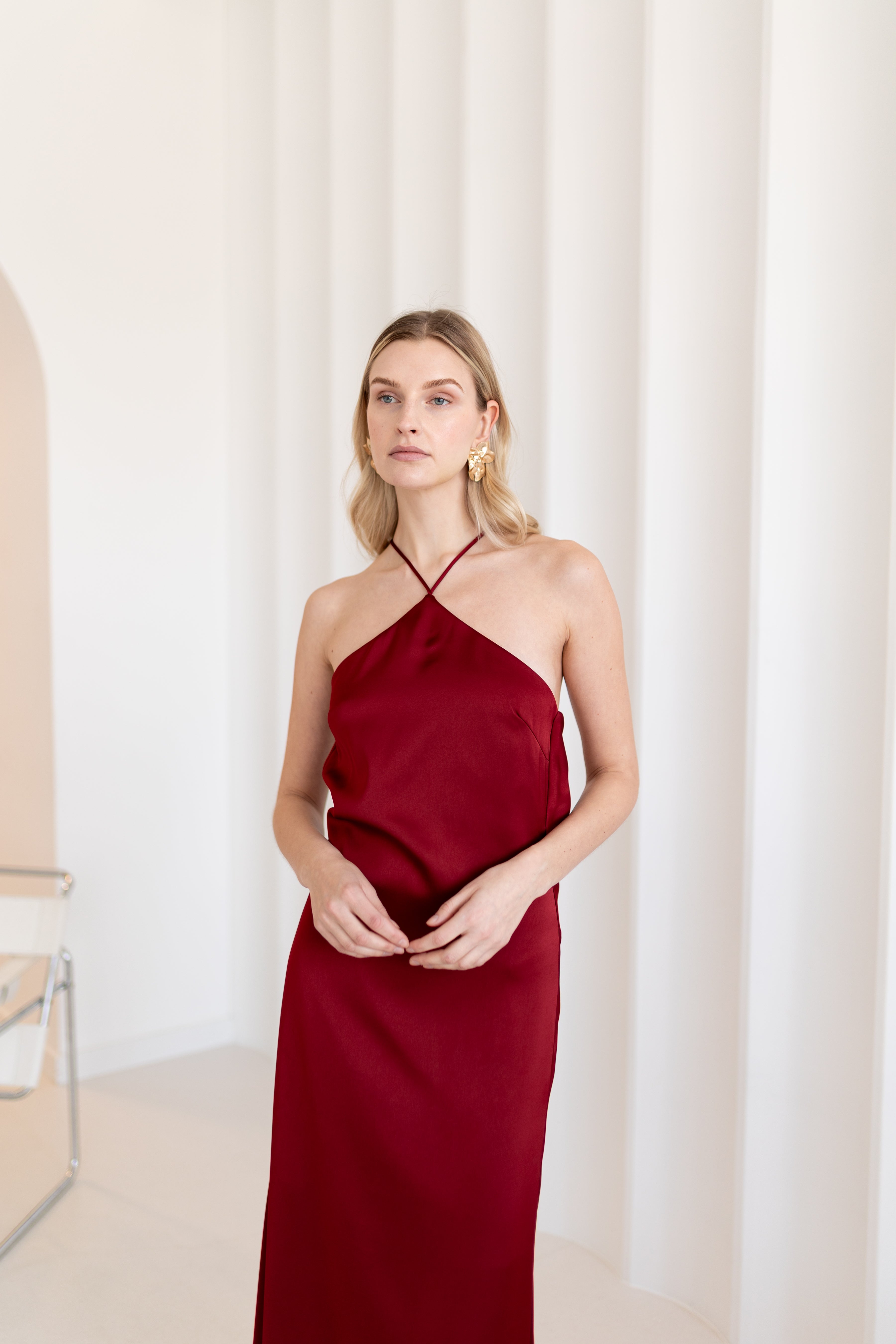 VERA Red Evening Dress with X-Shaped Neckline