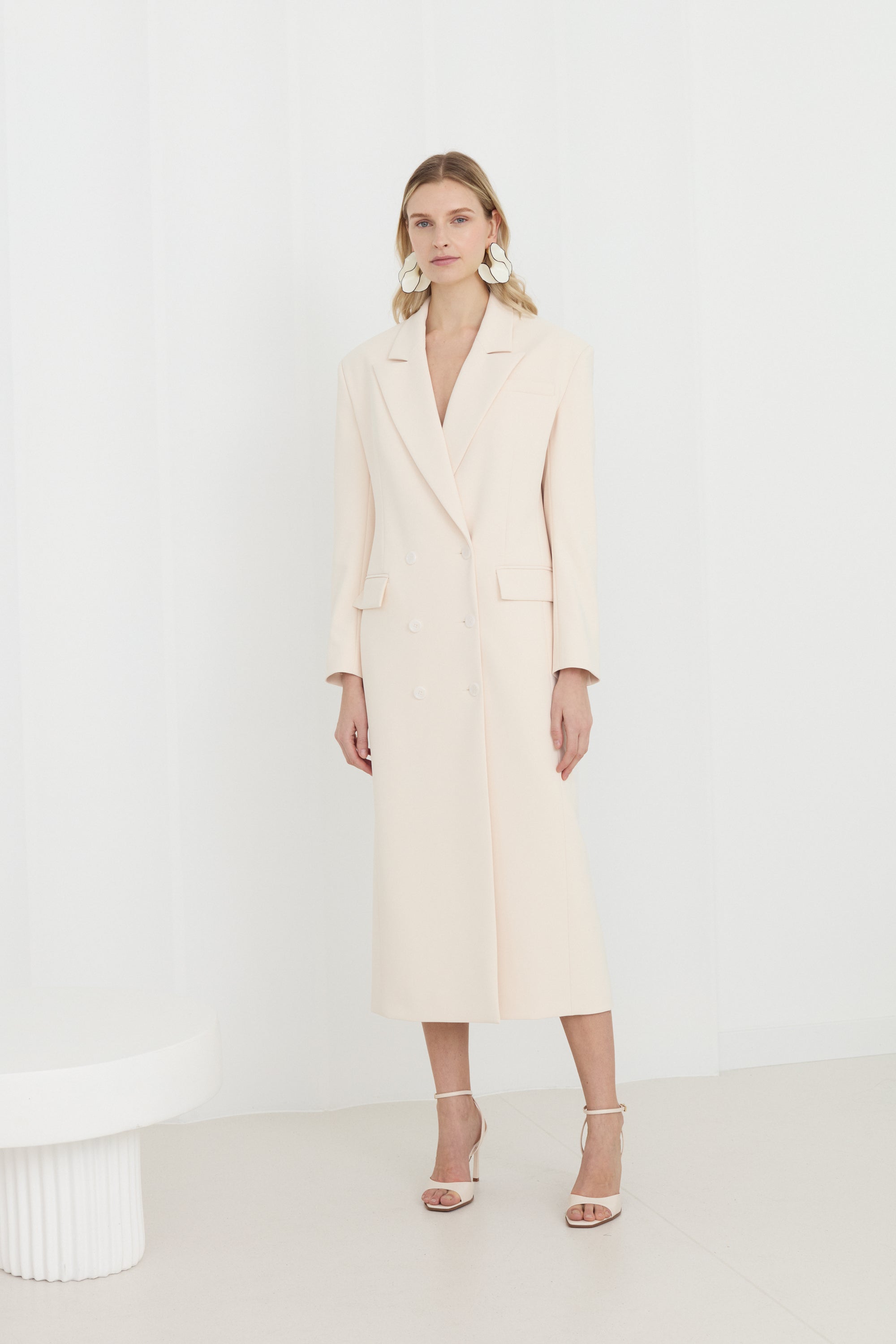 HOUDA Oversized Cream Midi Blazer Dress