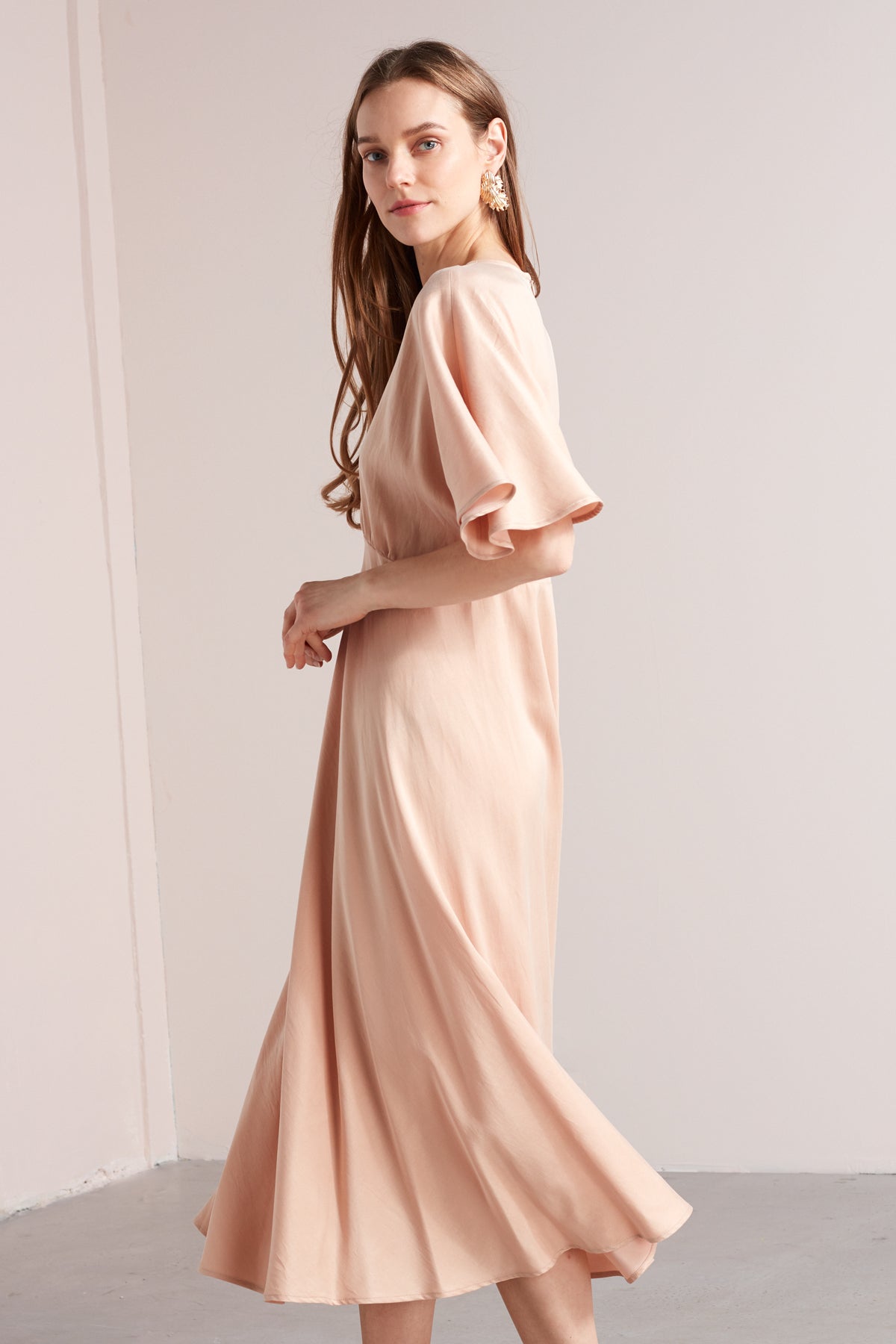 NORA midi butterfly sleeves dress in dusty coral