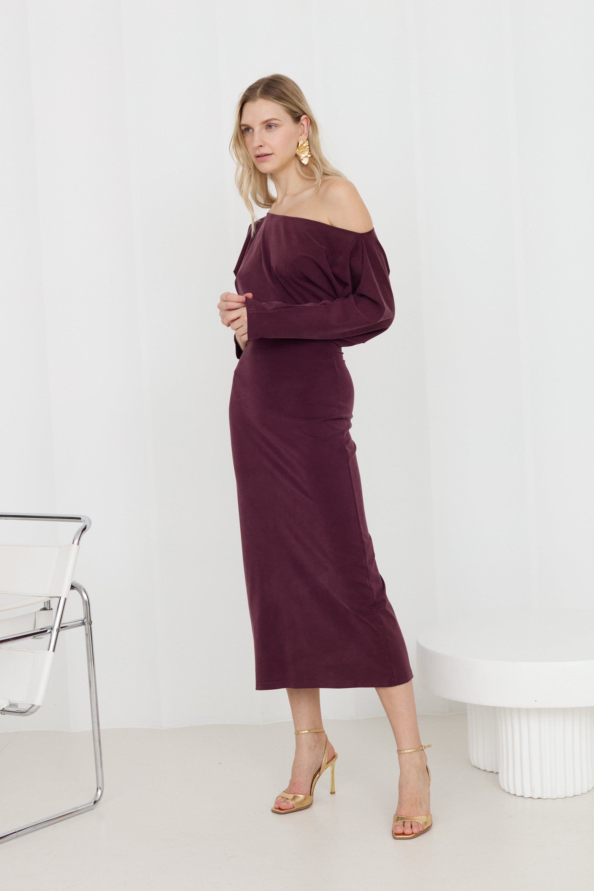 THEA Grape Purple Off-Shoulder Midi Dress with Long Sleeves