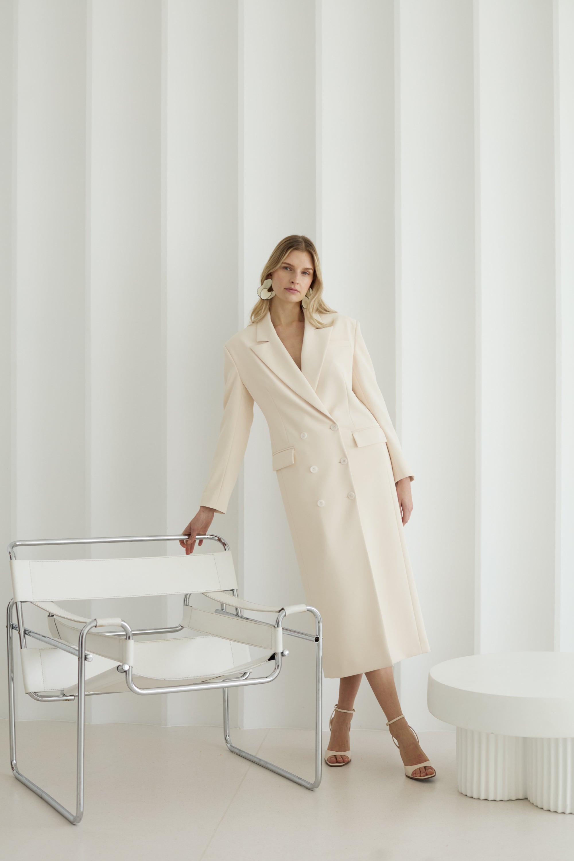 HOUDA Oversized Cream Midi Blazer Dress