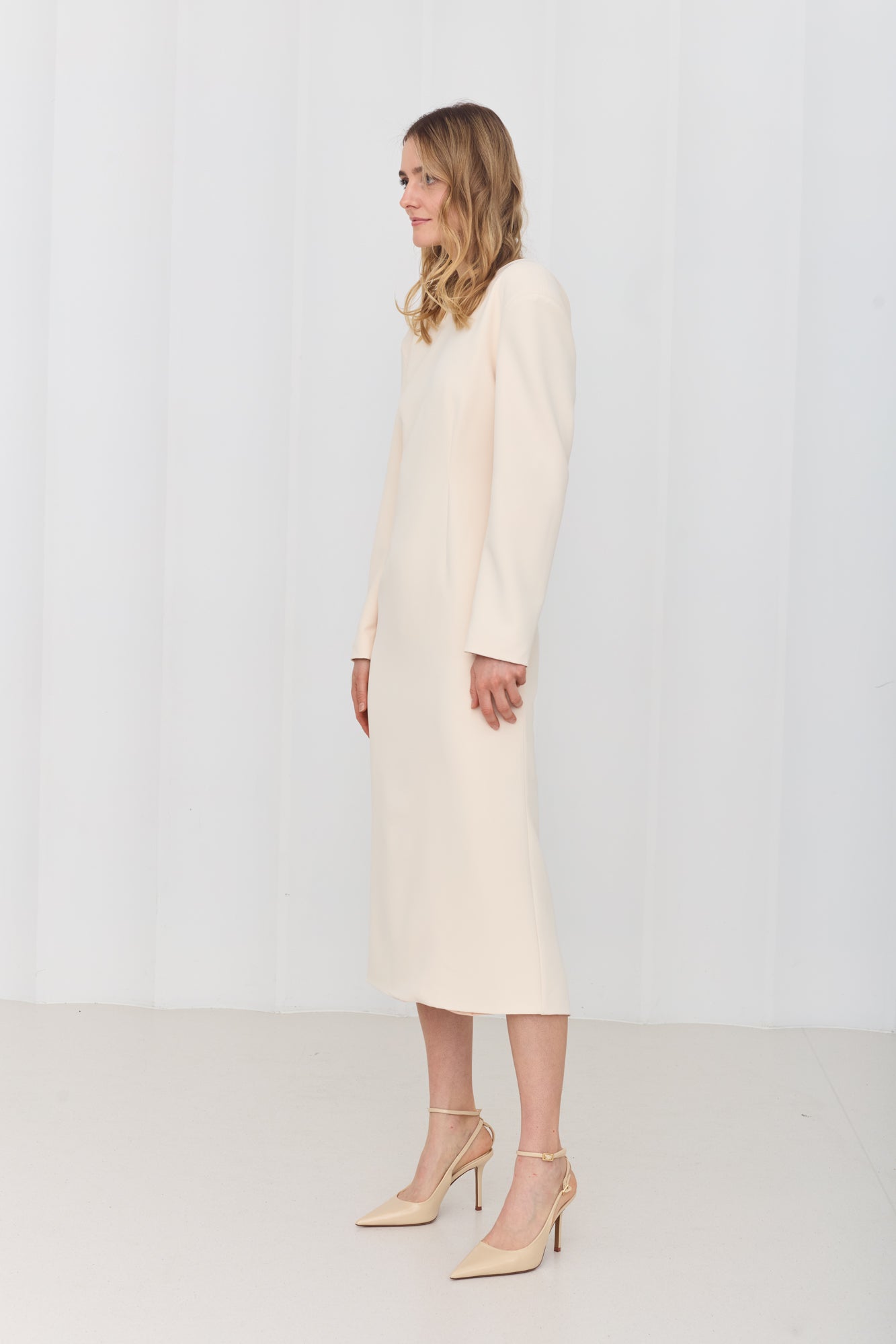 SUSANA Pastel Midi Dress with Wavy Open Back