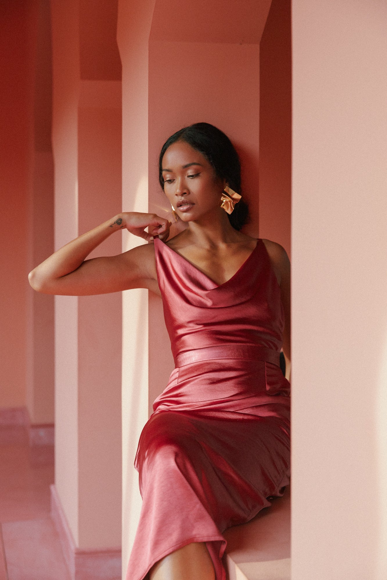Brick red backless coctail dress KAMEA