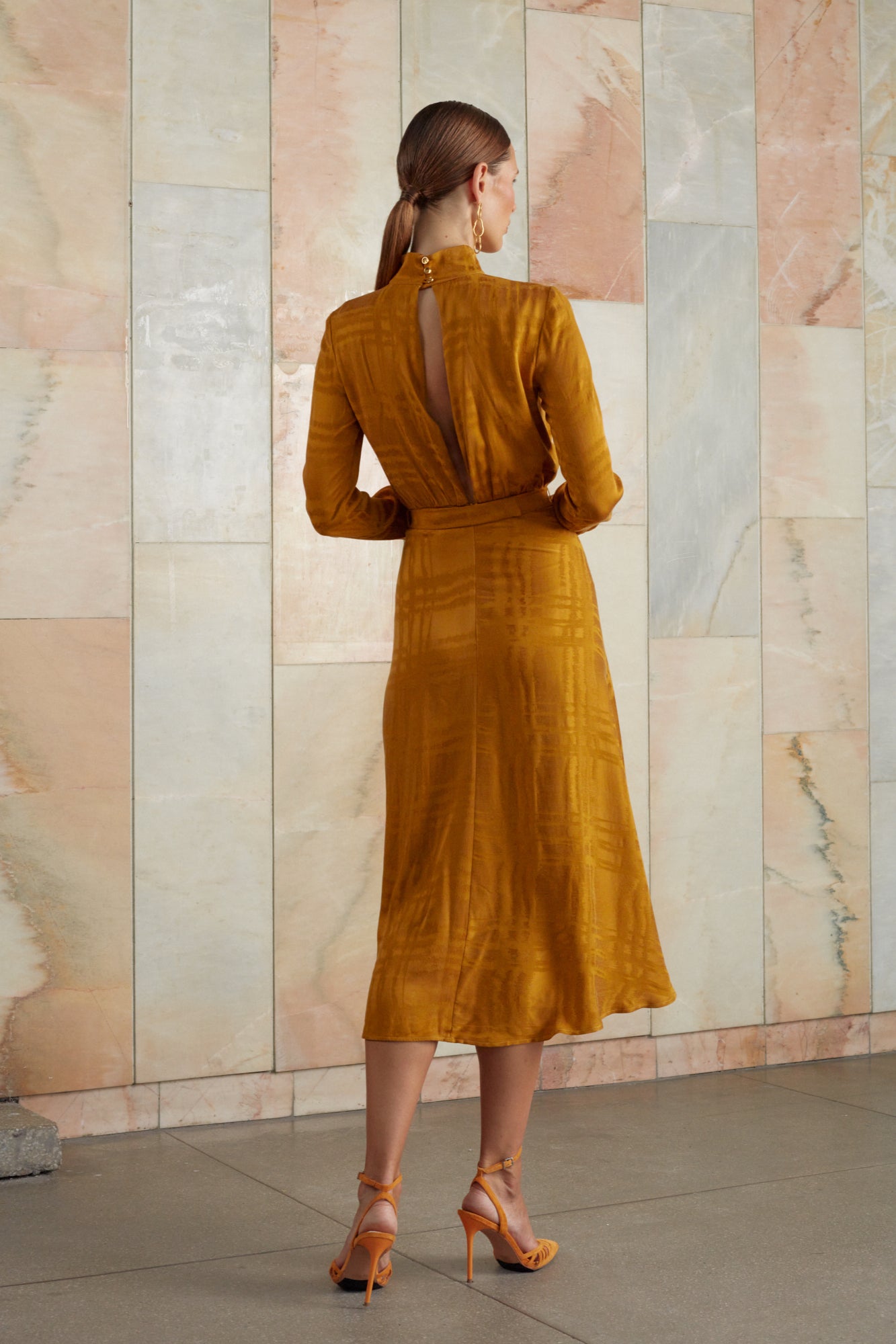 Orange midi turtlneck opne back dress